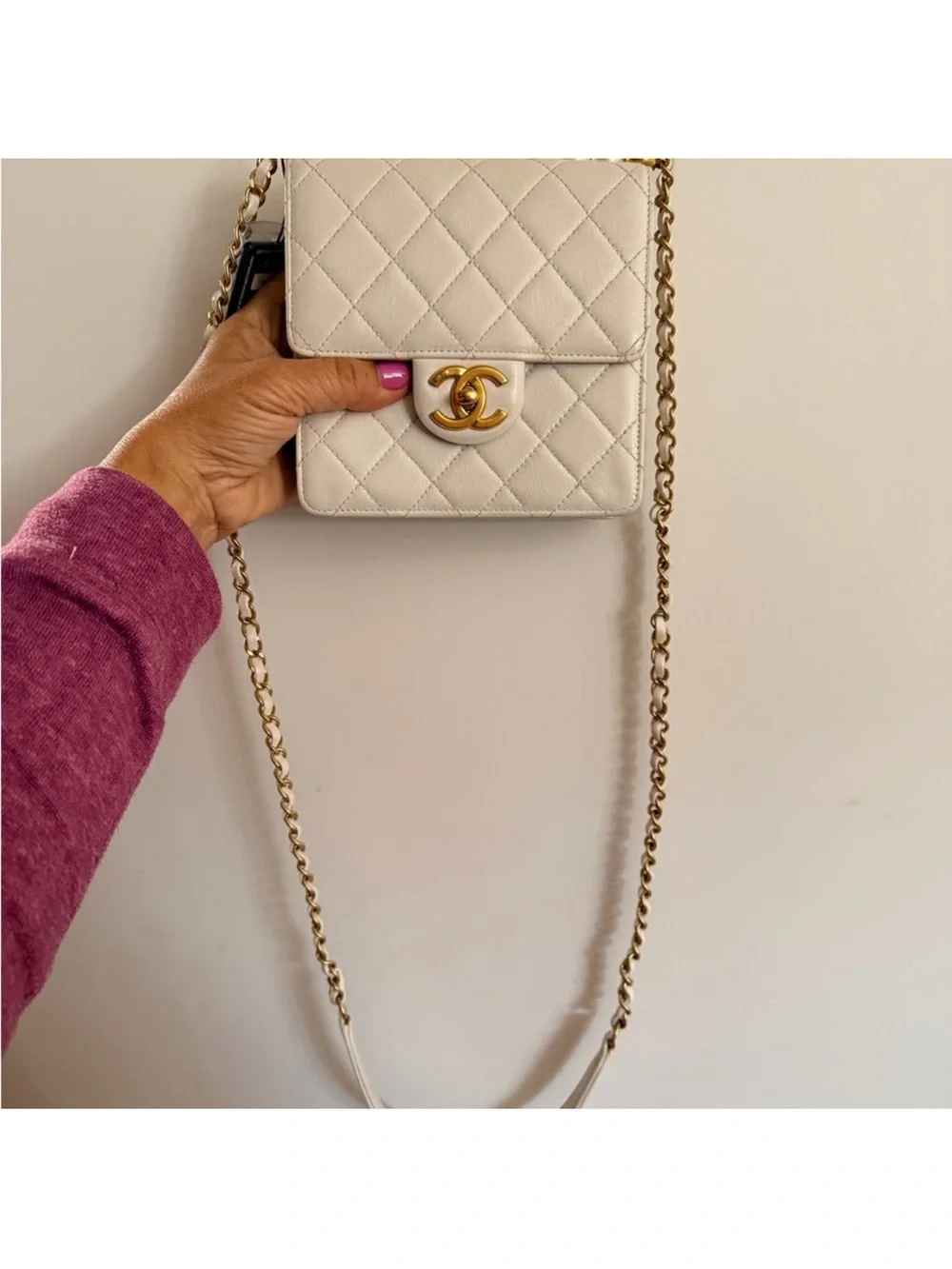 CHANEL White Quilted Leather Crossbody with Gold Chain Accent